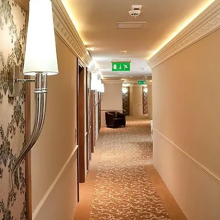 Capitulum Hotel